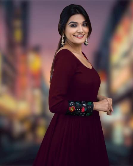 Hanira - Women's Rayon Solid Pattern Full Sleeve Full Stitched Gown